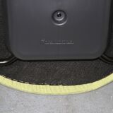 Pavilion AV4 chair, & Tradition