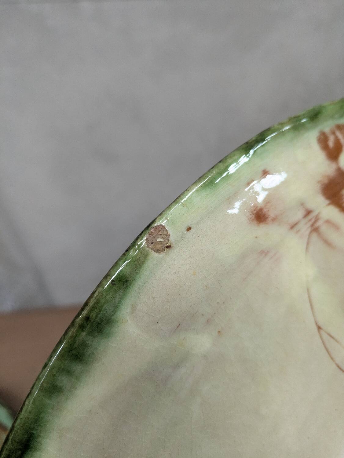 2 large Puigdemont dishes