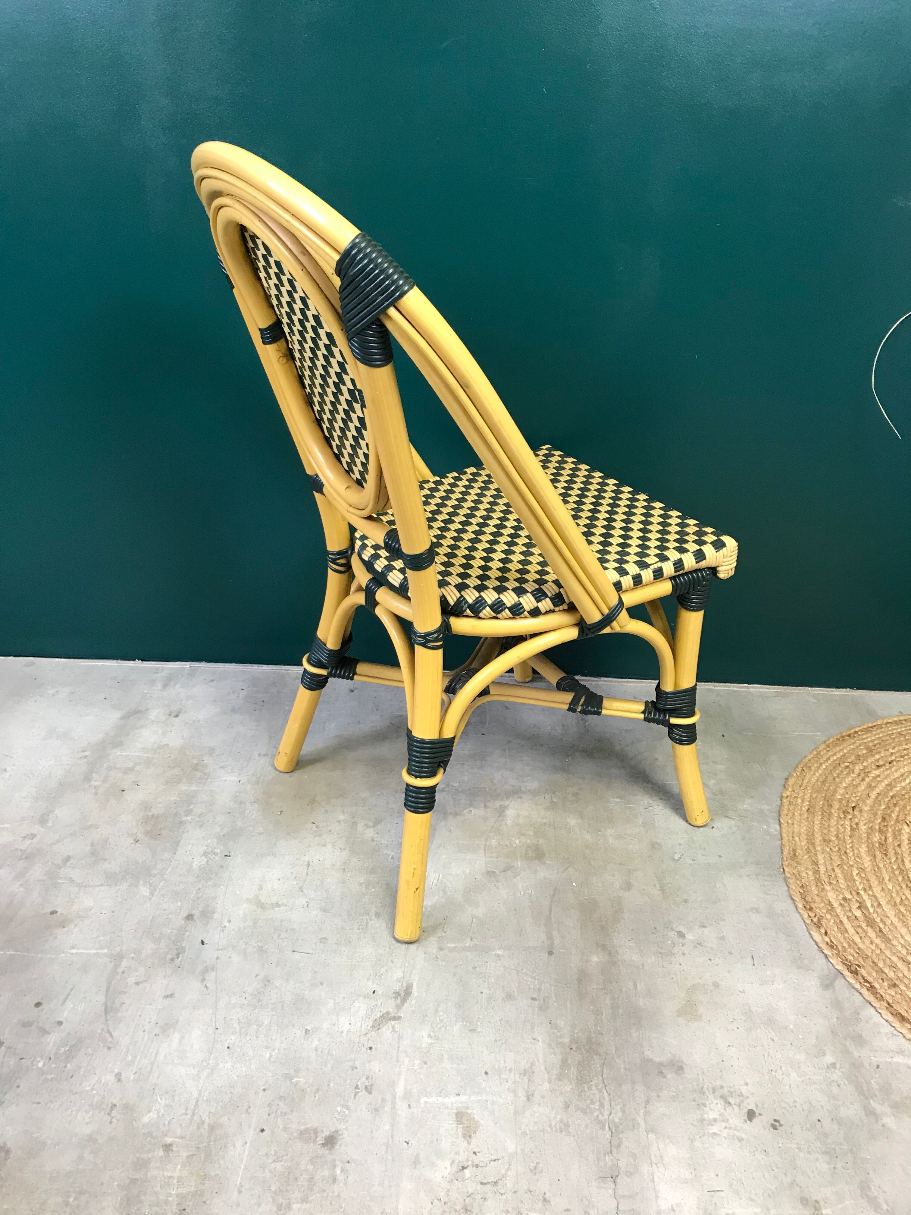 Série de 4 chaises de terrasse parisienne