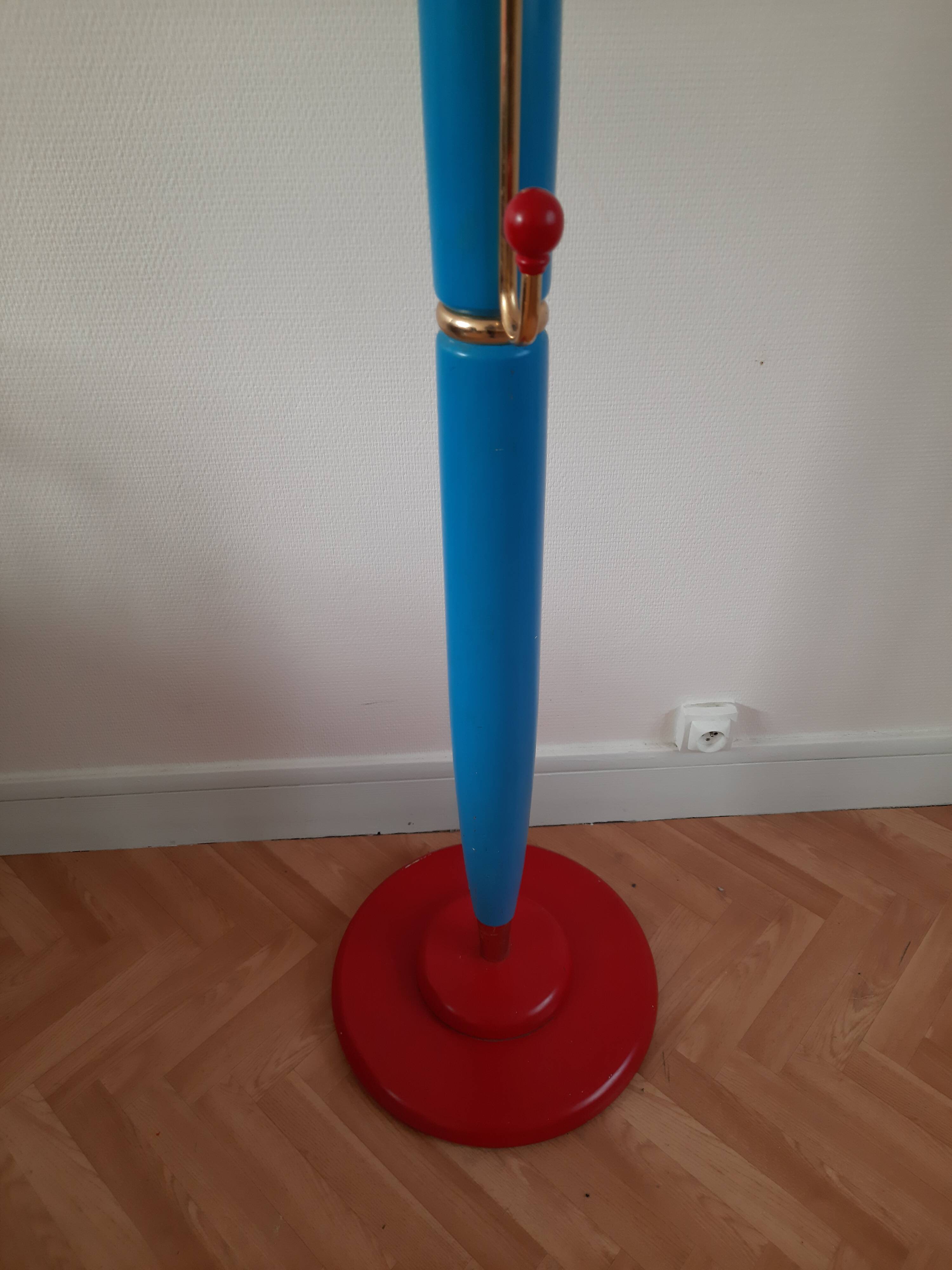 Wearing coats from the 80s