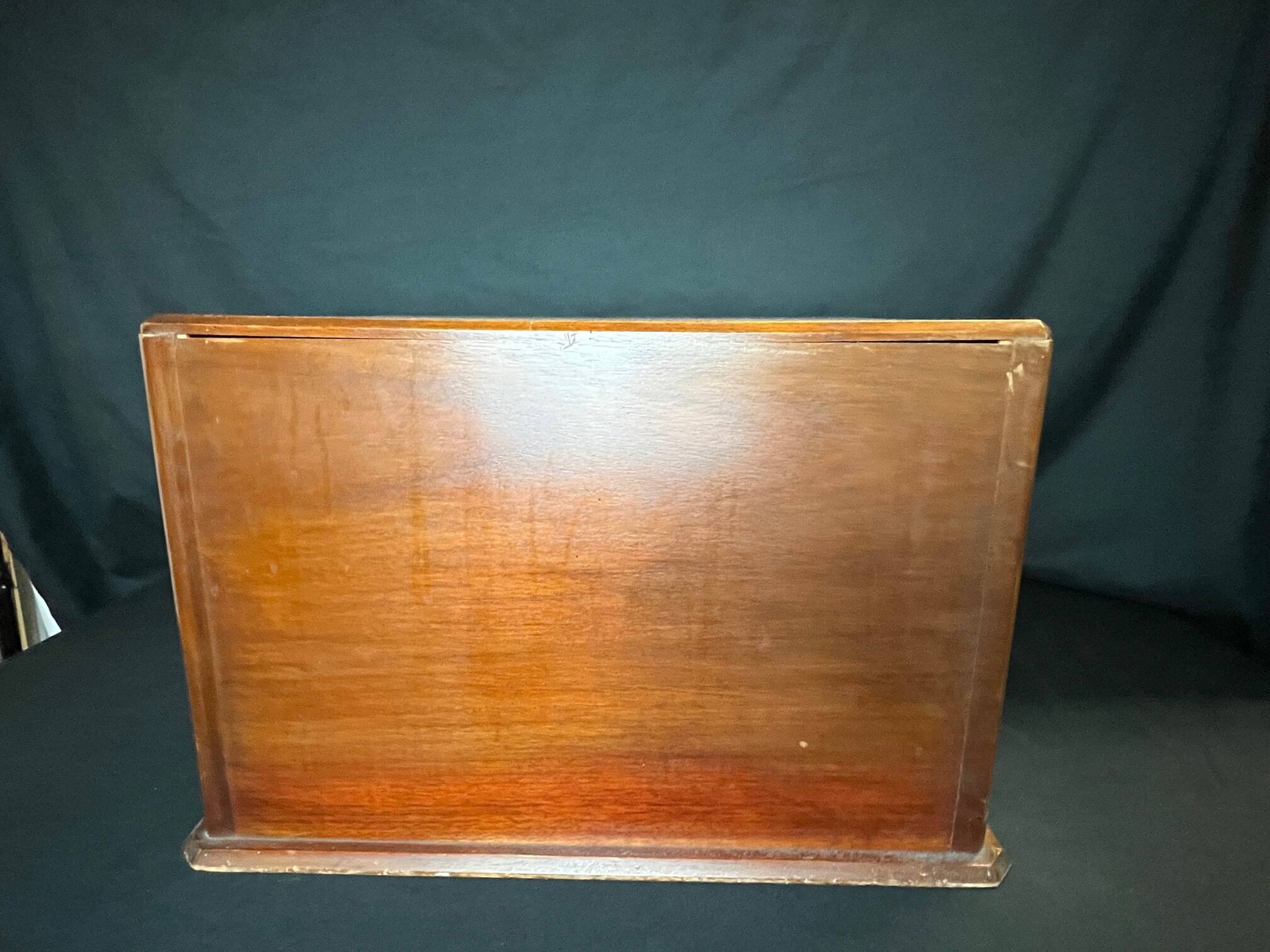 Art Deco important silver-plated metal cutlery set with wooden box Perrin early 20th century