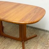 Extendable mid century oval teak dining table by Glostrup, 1960s