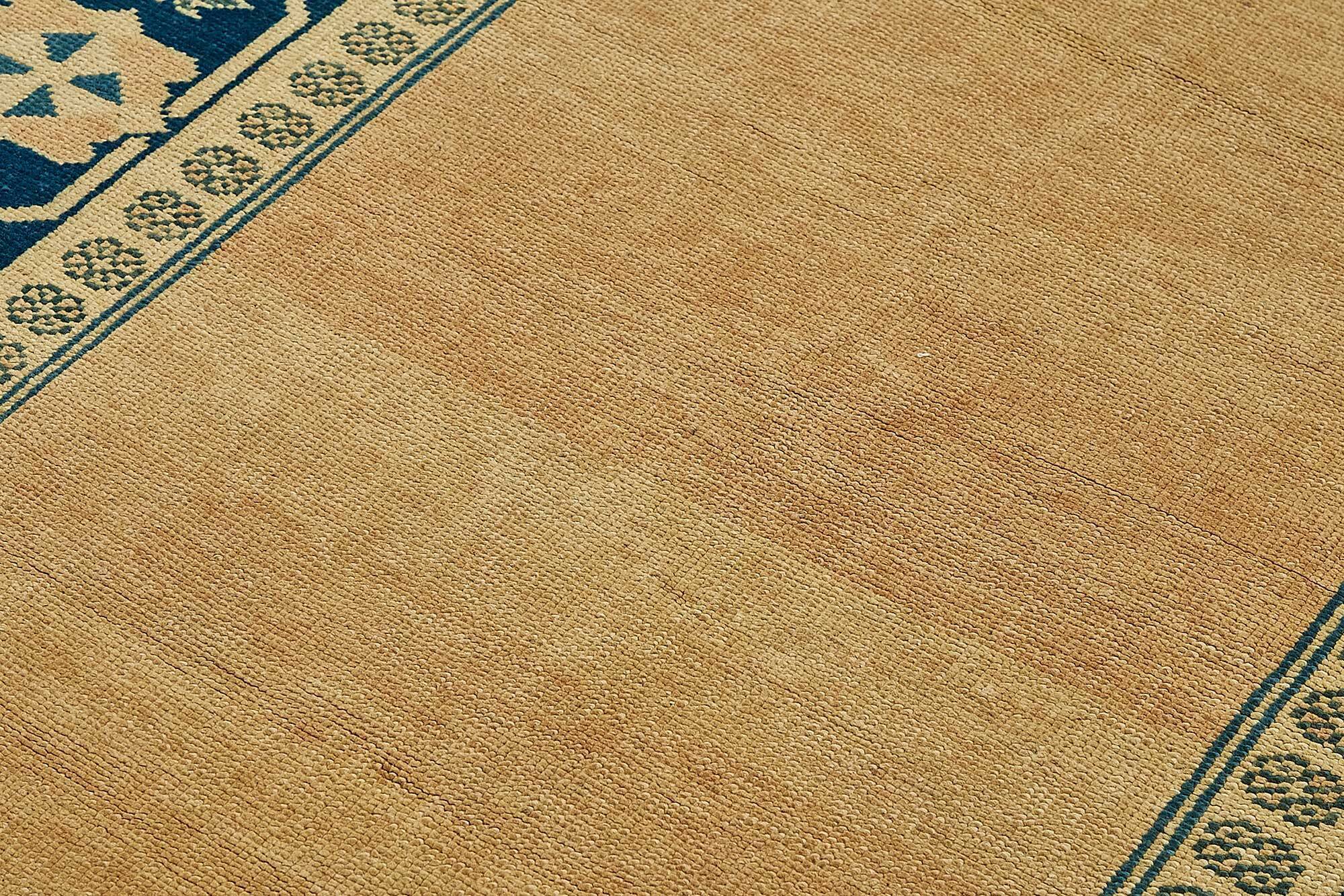 Turkish Vintage Anatolian Rug 142 cm x 192 cm