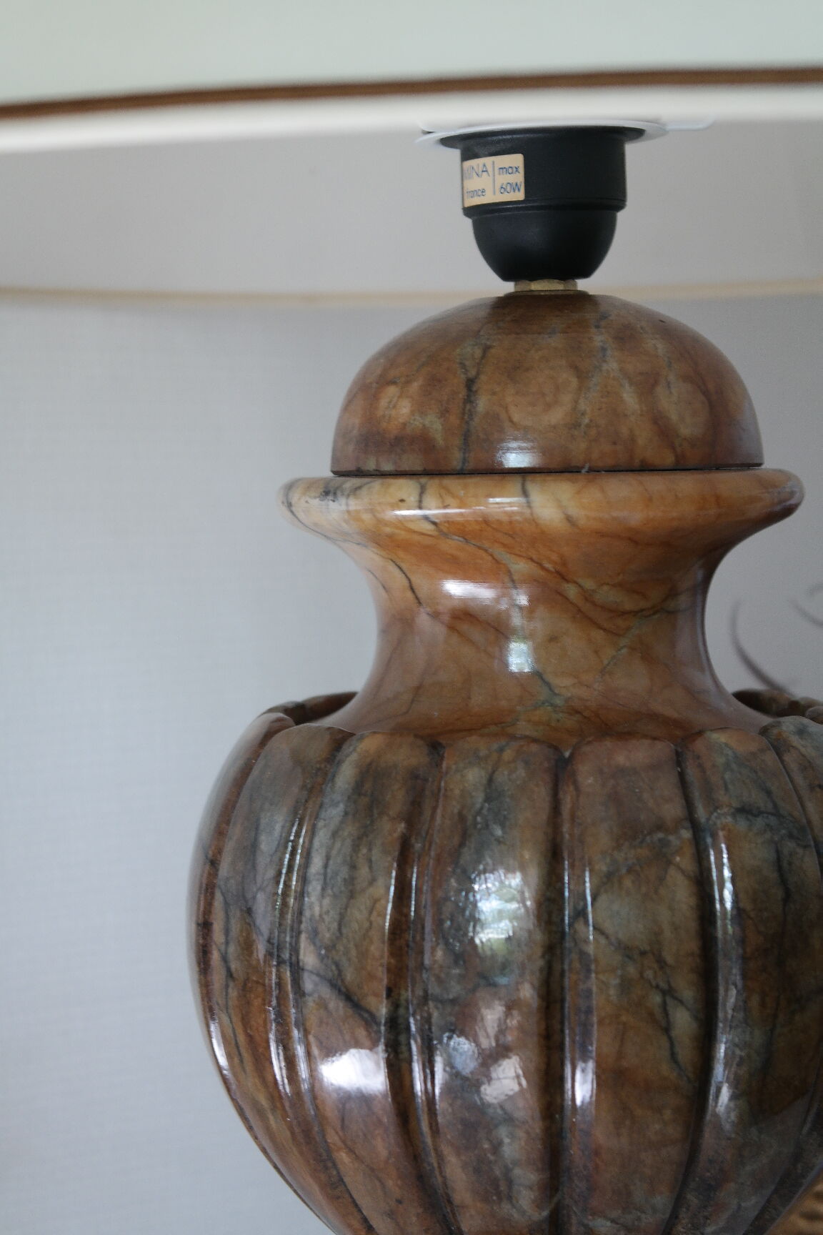 Brown onyx baluster lamp base