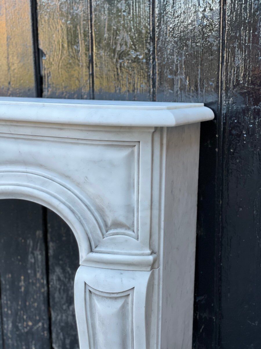 Louis XV style fireplace in Carrara marble around 1880