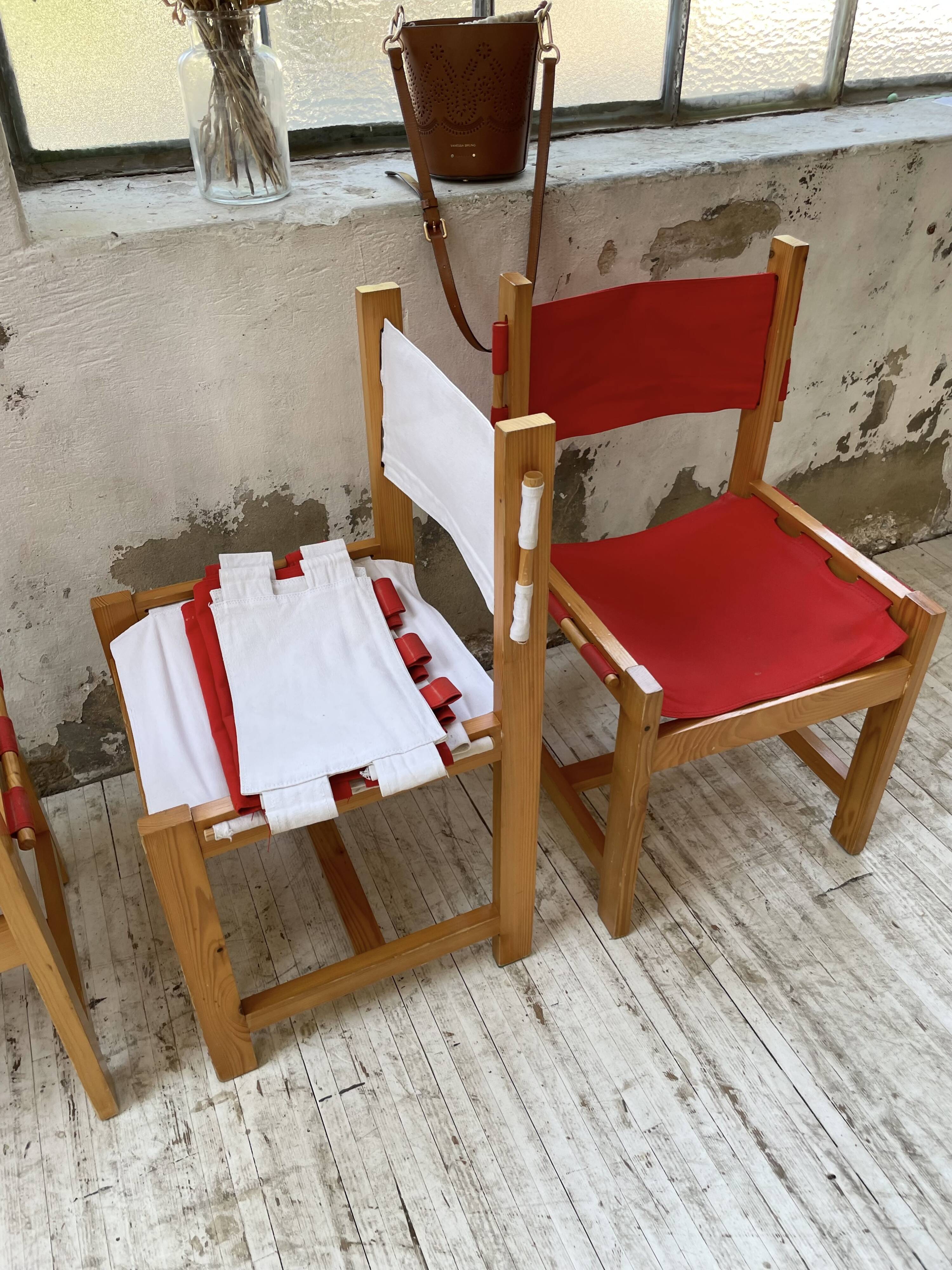 Set of 4 80s colored pine chairs