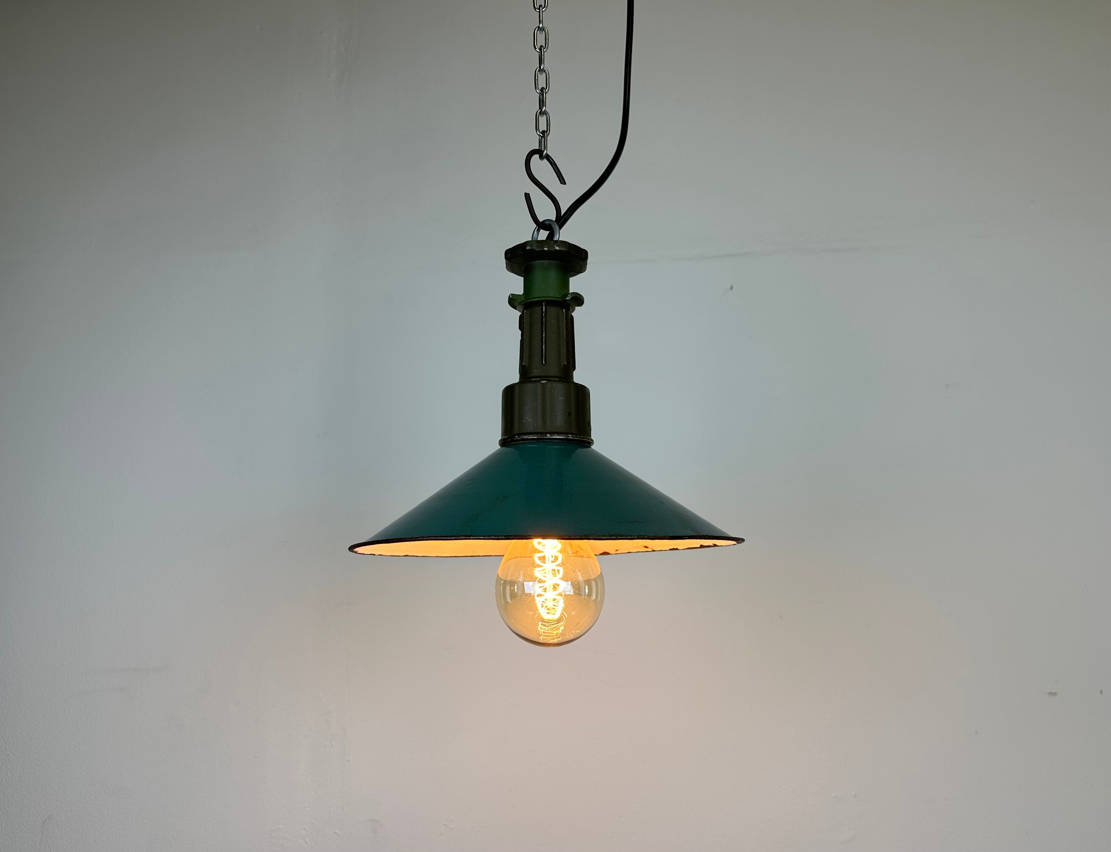 Industrial Green Enamel Factory Pendant Lamp with Cast Aluminium Top, 1960s