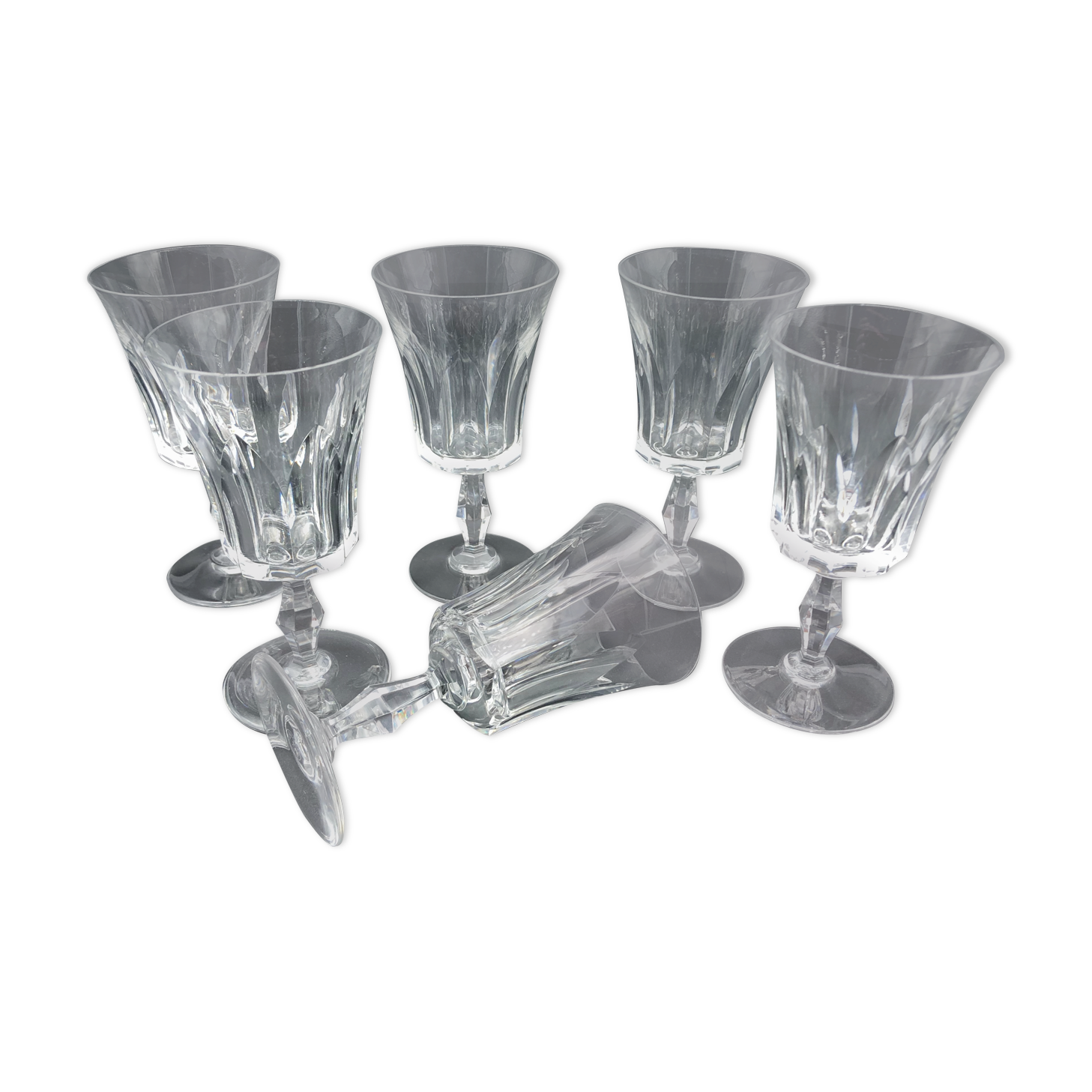 6 bordeaux wine glasses in Baccarat crystal signed Polignac model