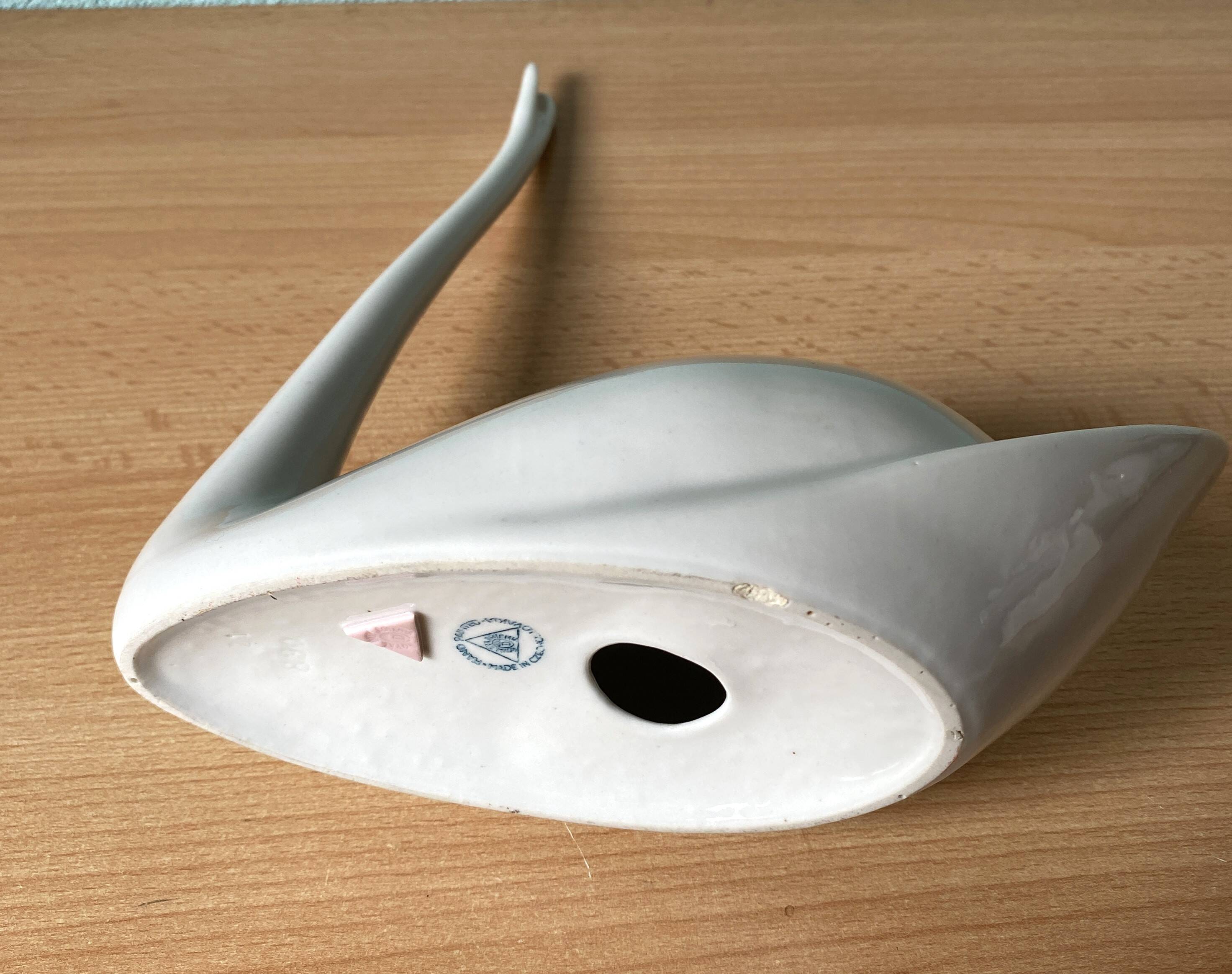 Figurine cygne Royal Dux années 1960