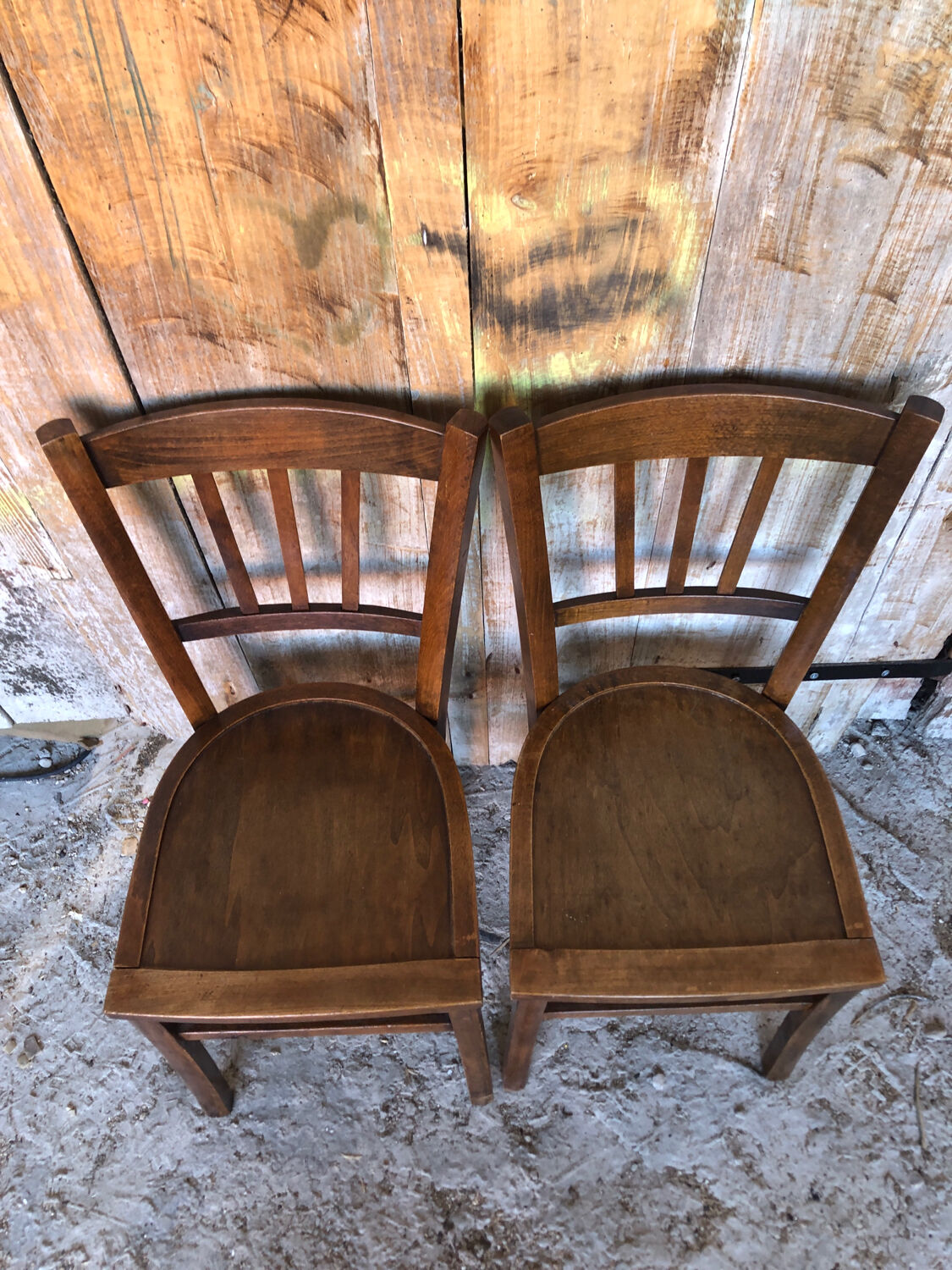 Pair of wooden bistrot chairs vintage