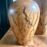 Paire de vases en bois