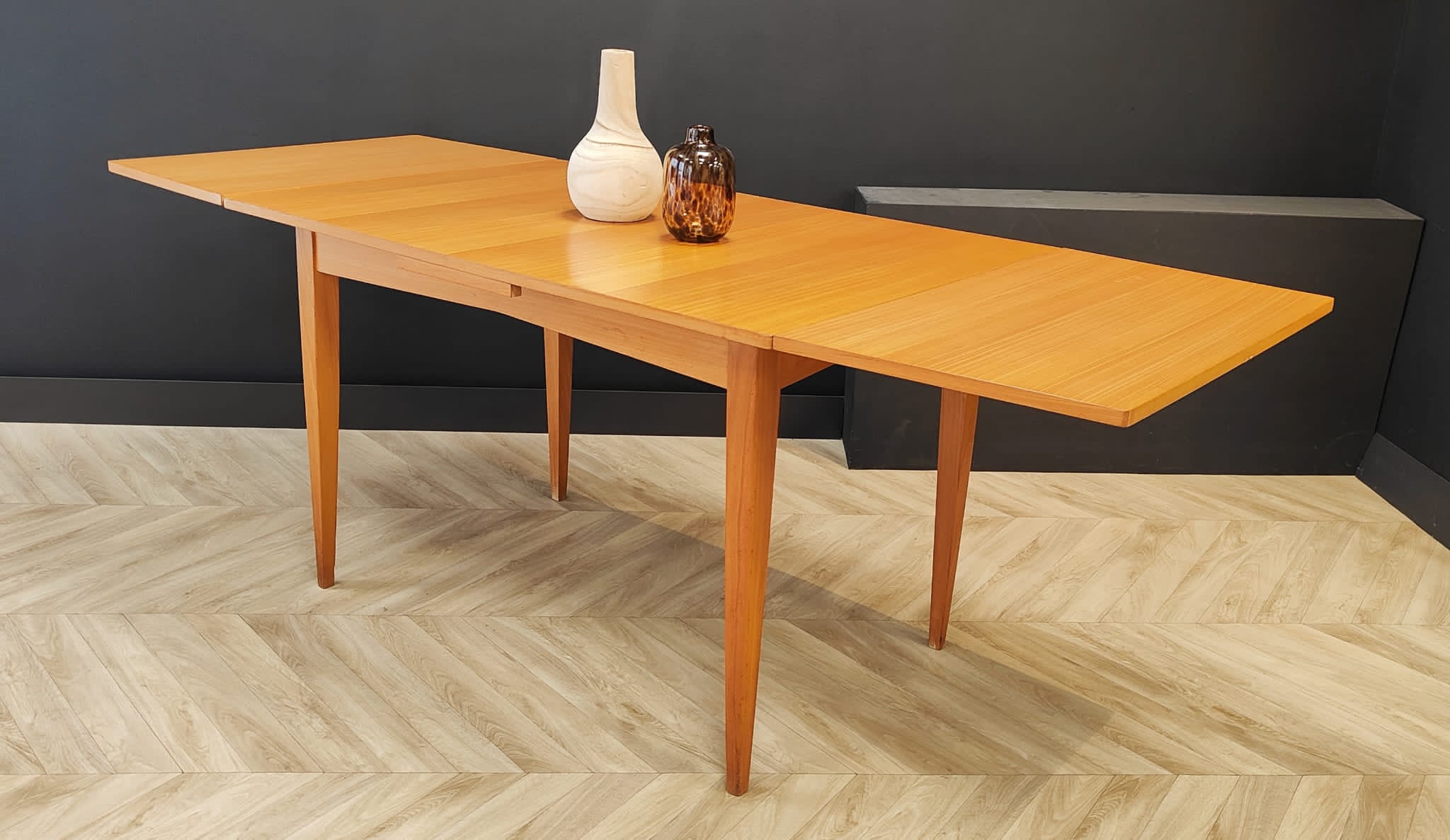 Mid Century vintage extendable dining table