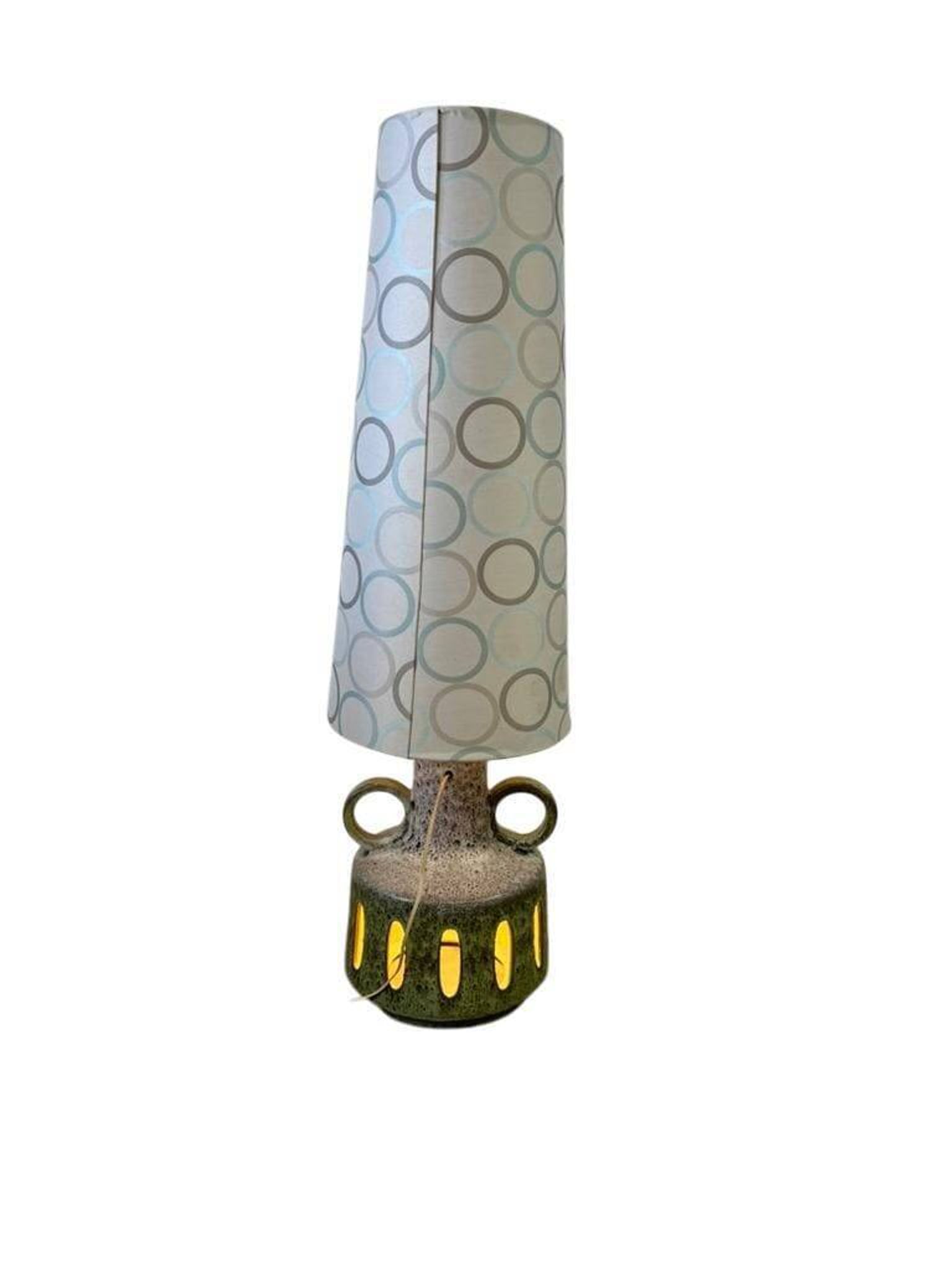 Lampe sur pied vintage en céramique avec base éclairée