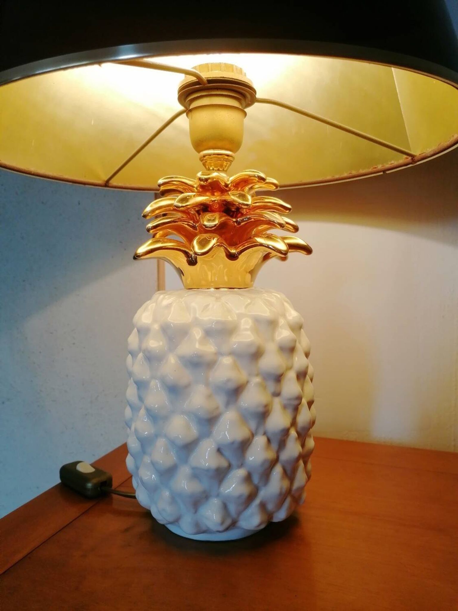 Lampe ananas vintage céramique blanche et doré
