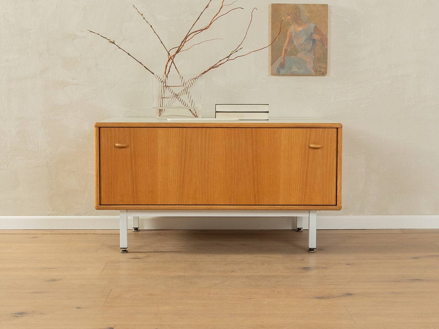 1980s Dresser