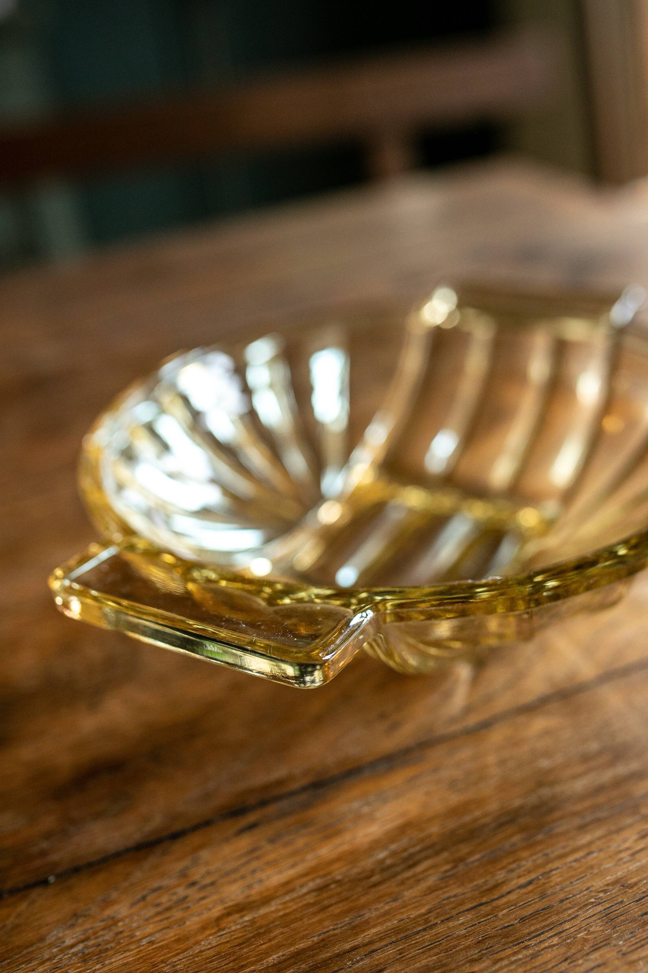 The iridescent glass dish