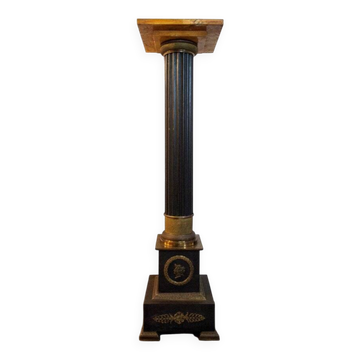 Colonna in golden bronze with ripiano in marmo giallo di Siena, France, 19th century