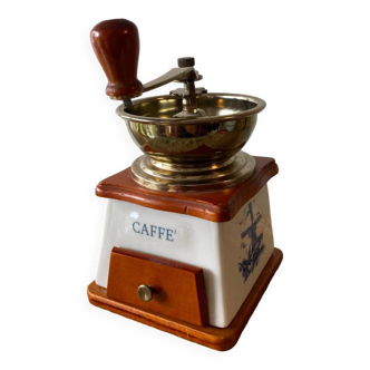 Ceramic coffee grinder