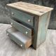 Commode en bois patinée