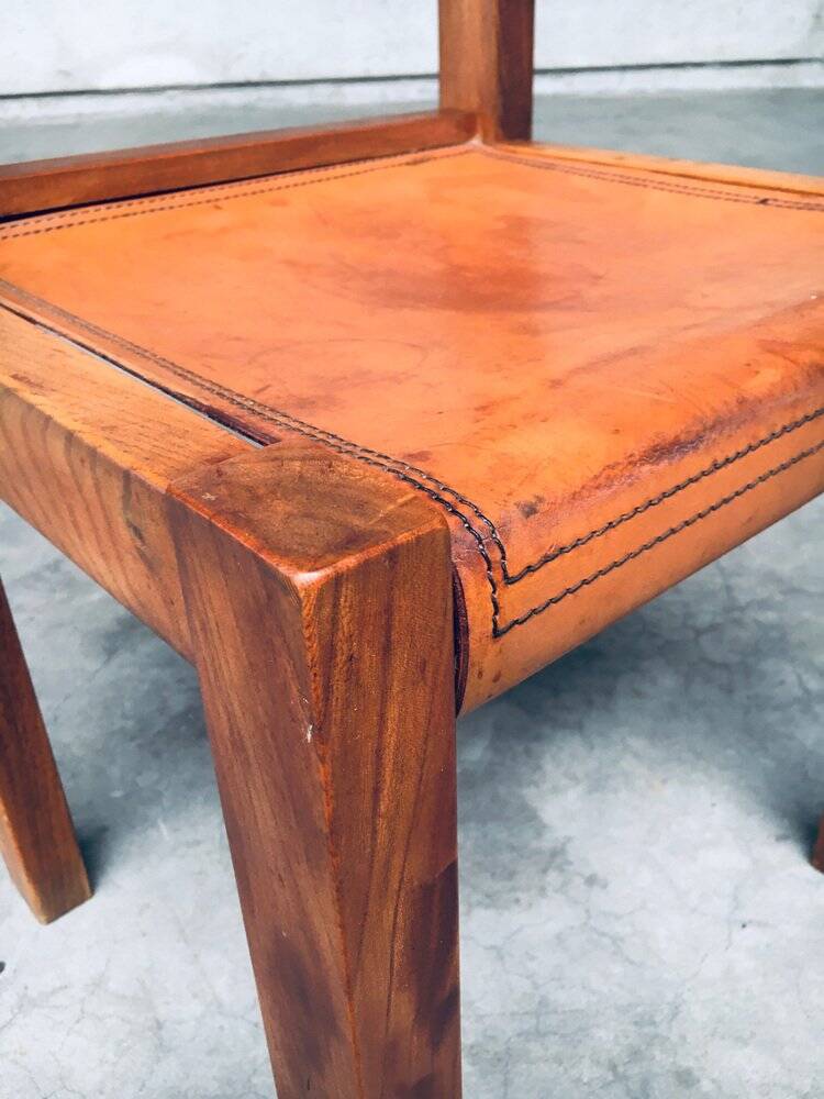 Elm and Cognac Leather Dining Room Chairs Set in the style of Pierre Chapo, Italy, 1960s, Set of 4