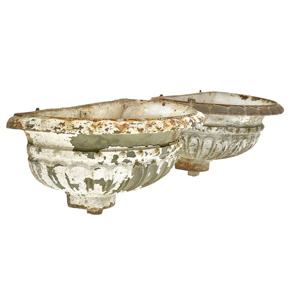 Pair of Medici cast iron wall-mounted basins