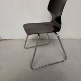 Set of 3 Pagholtz sled chairs from Flottoto