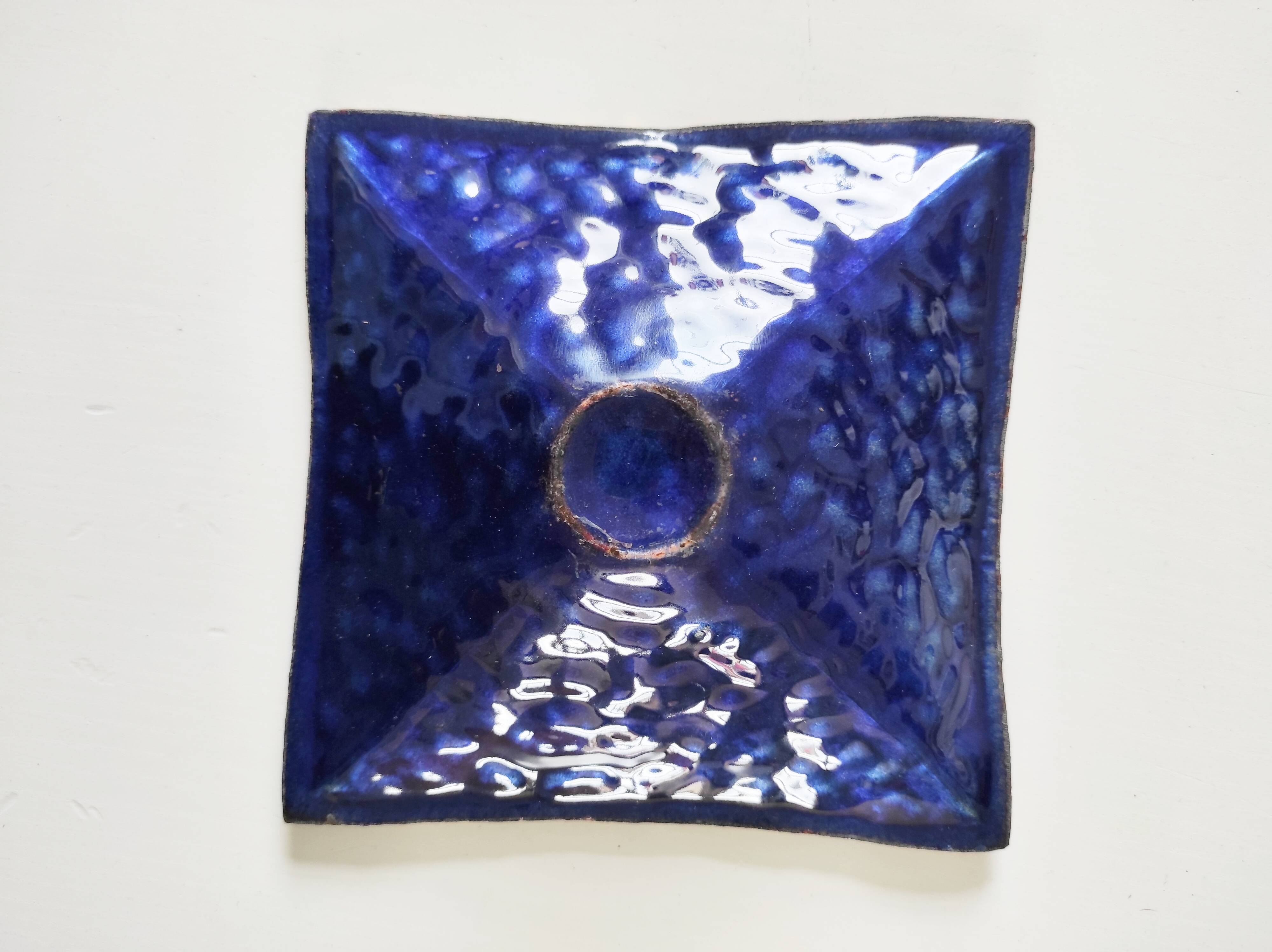 Light blue enamel catch-all tray