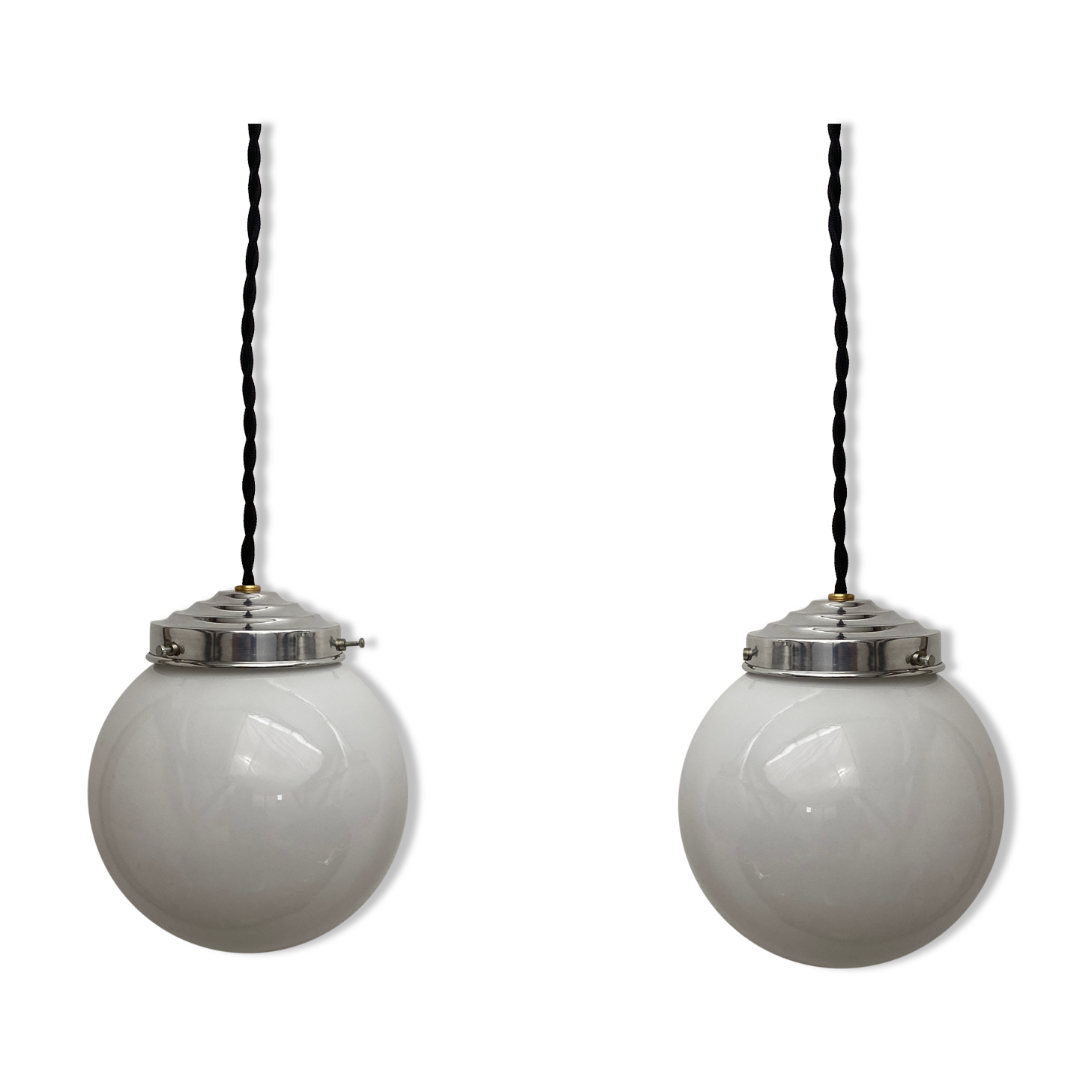 Lot 2 vintage opaline hanging lamps
