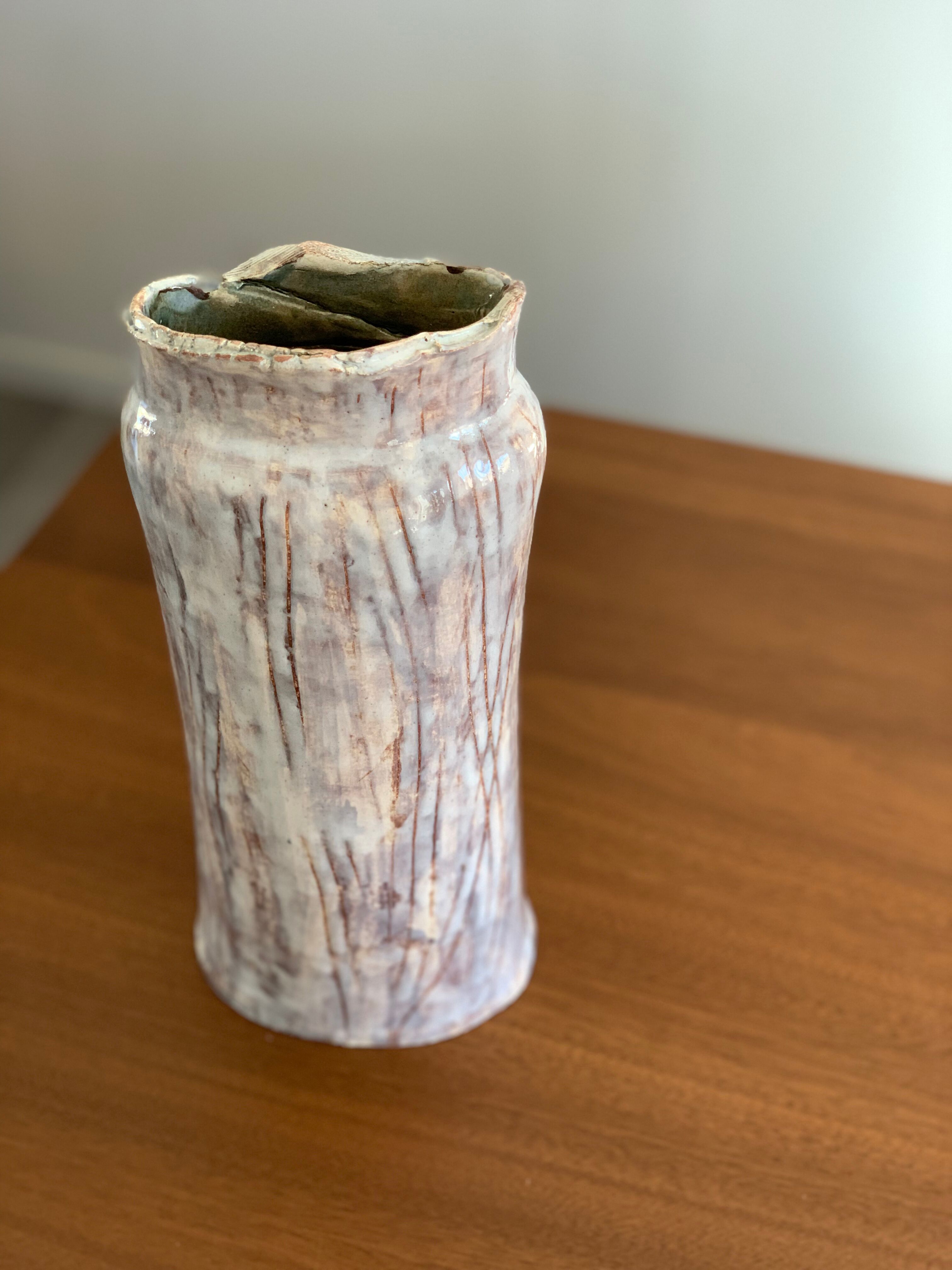 Brutalist vase signed 90