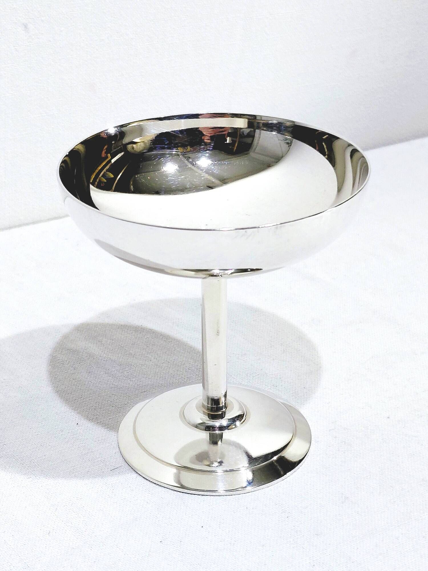 Christofle and Lino Sabattini - 12 Silver-Plated Metal Bowls
