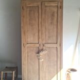 Parisian wardrobe in solid beech wood