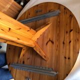 Vintage round table in solid pine