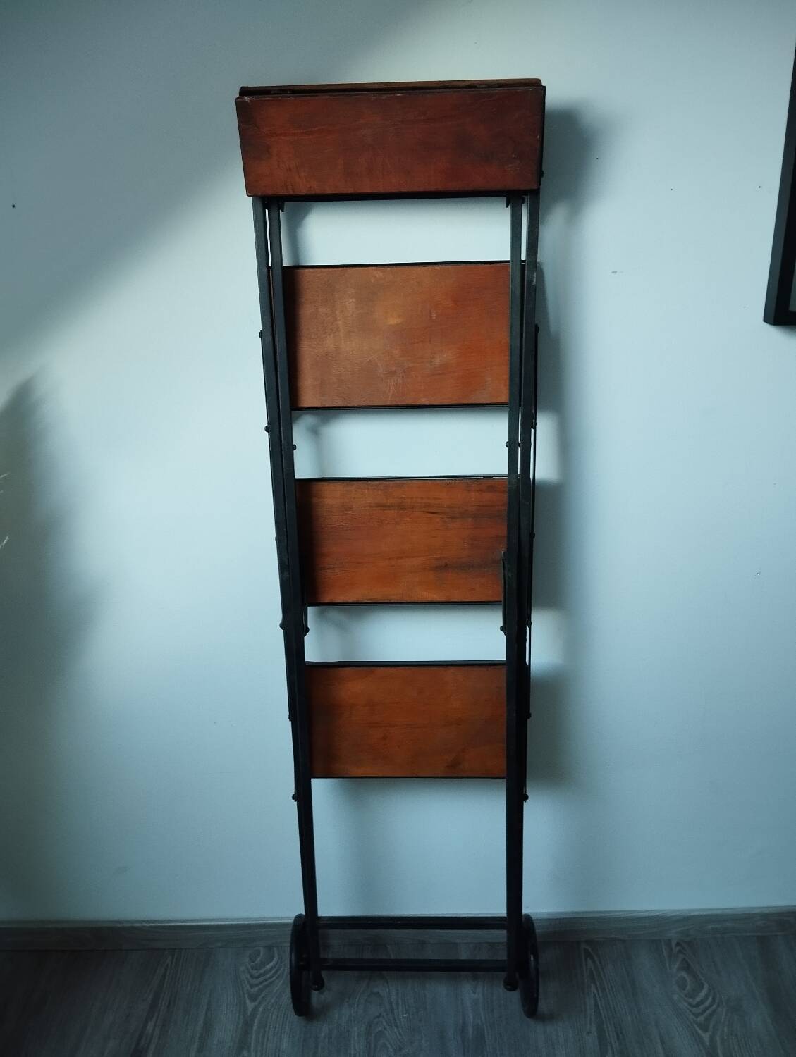 Escabeau métal et bois
