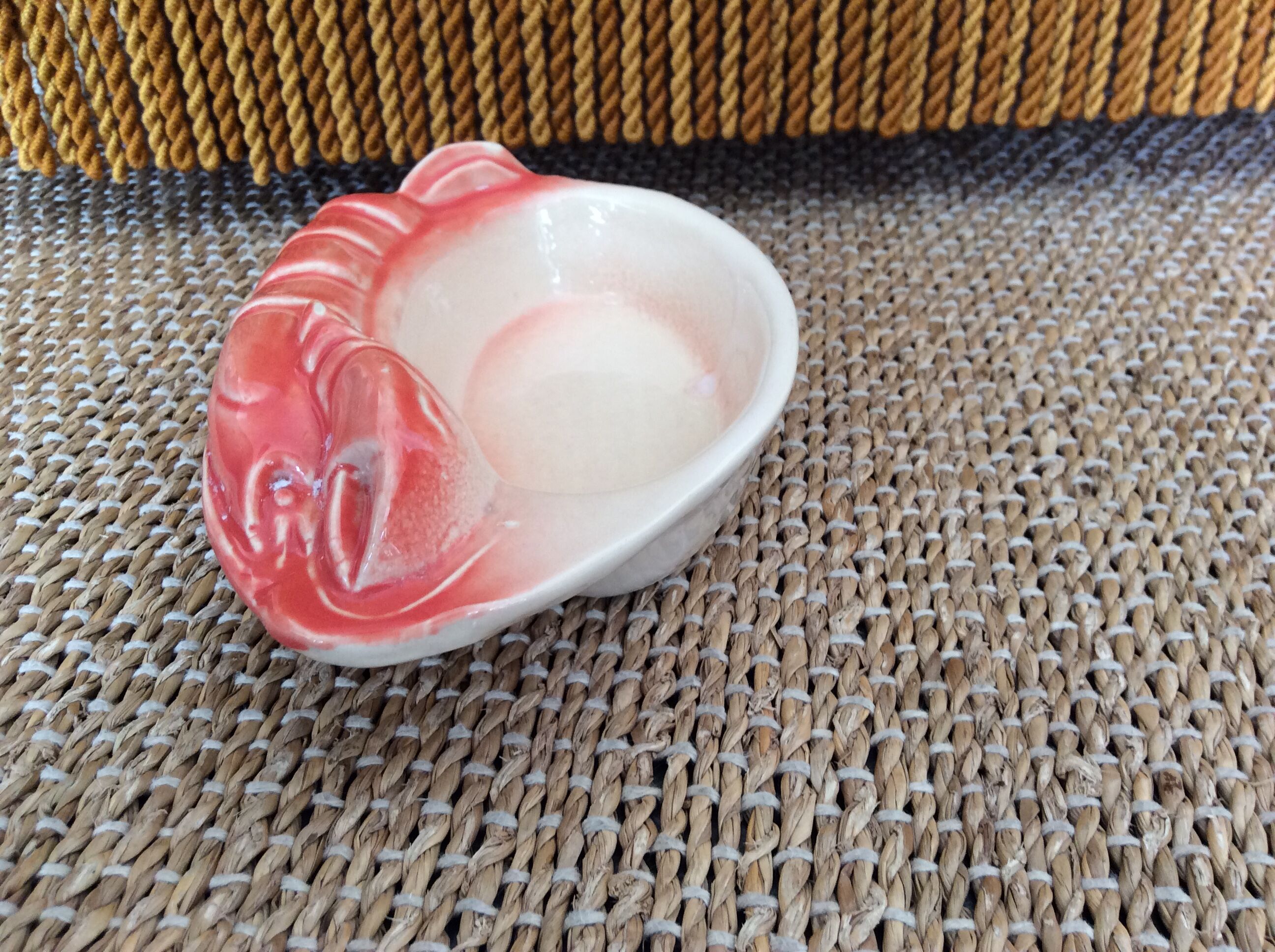 Crayfish pocket vacuum