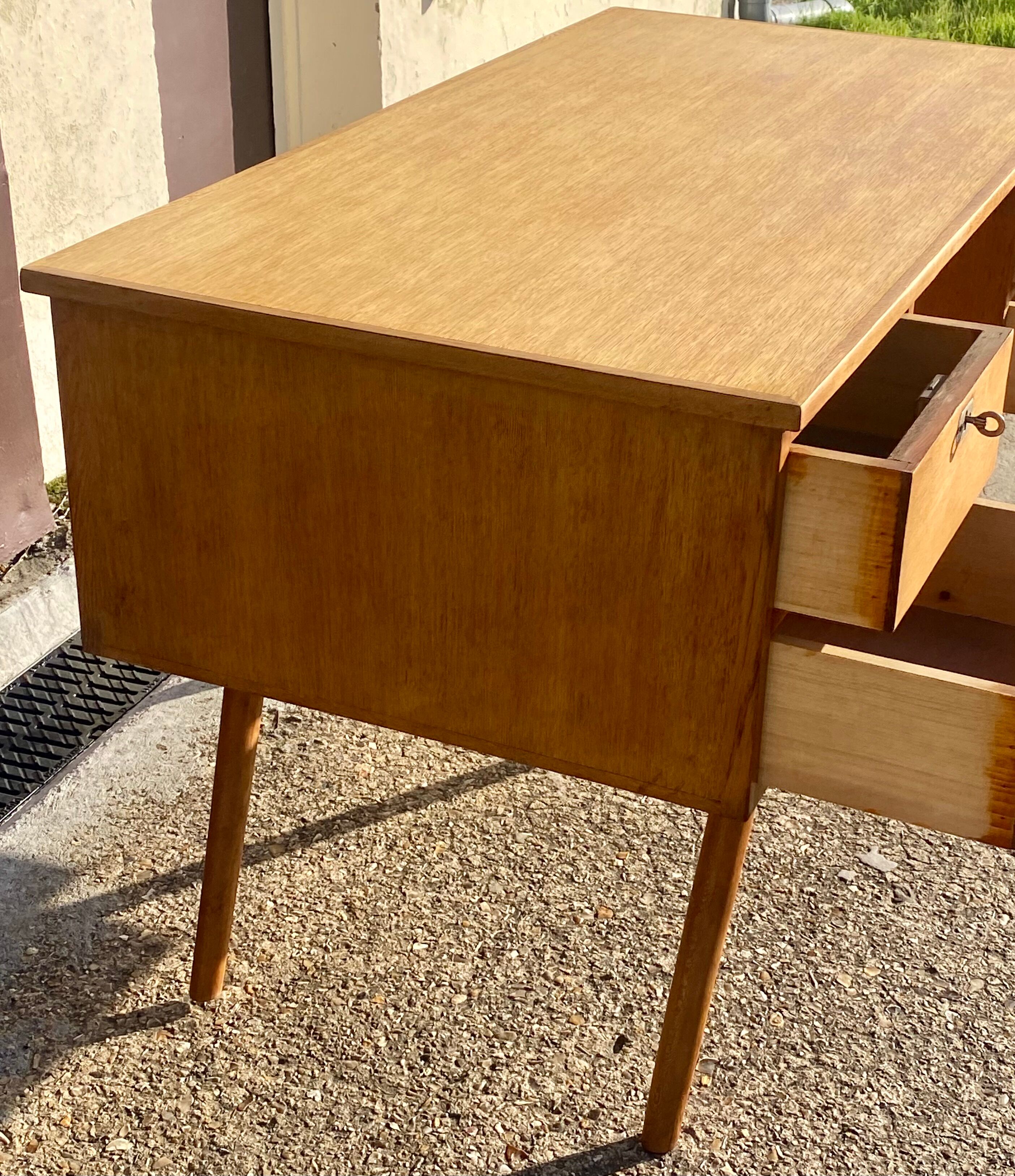 Oak desk 50s compass