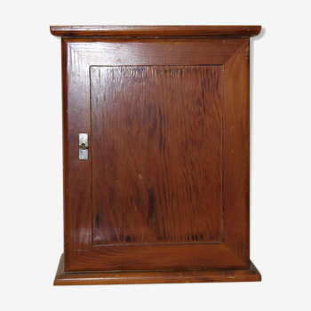 Armoire de pharmacie en sapin