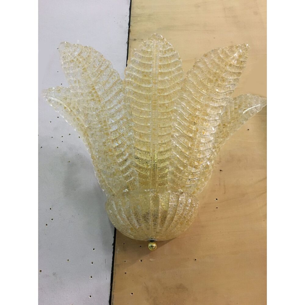 Gold graniglia “leaf” Murano glass wall sconce