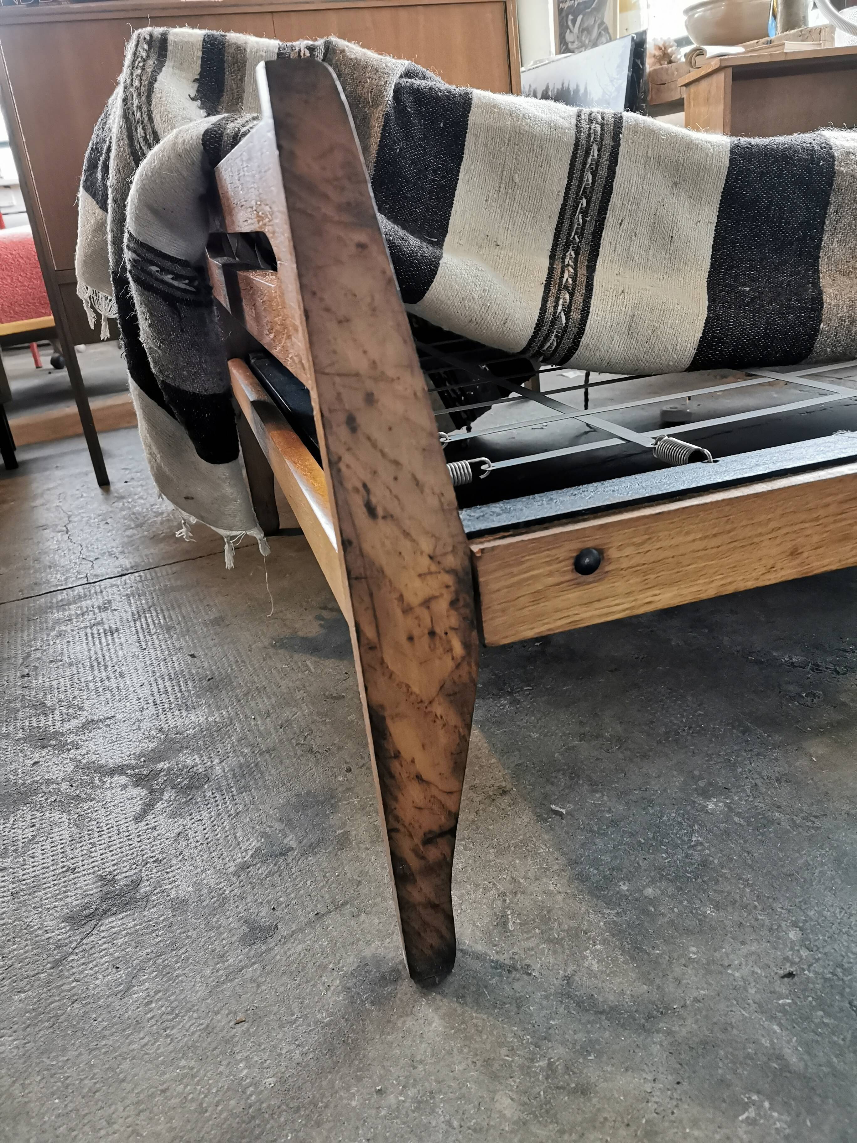 Bed of the 50s reconstruction style in oak