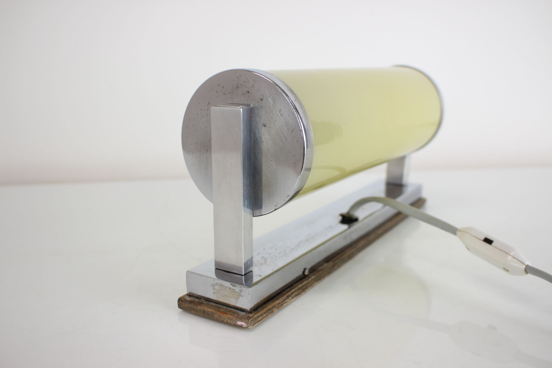 Design bauhaus chrome wall lamp, 1930s