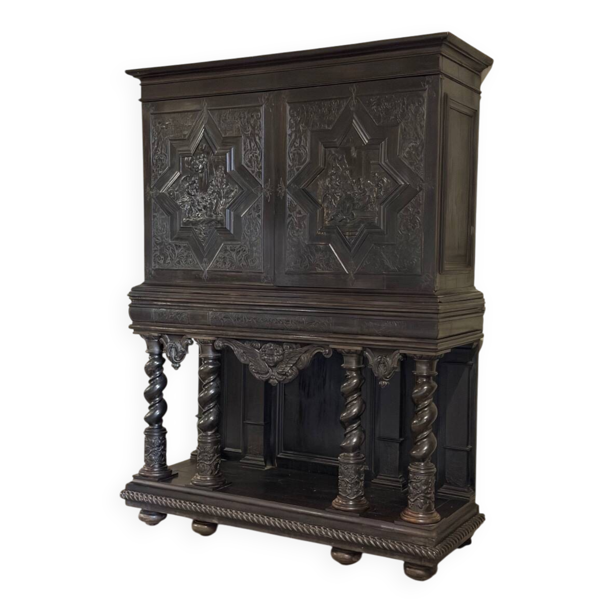 Large Louis XIII cabinet in ebony veneer, 17th century