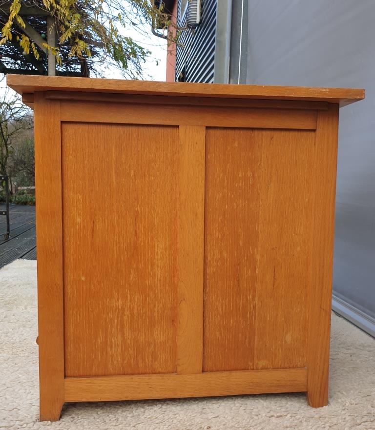 Desk 5 drawers 1 tablet vintage 1950