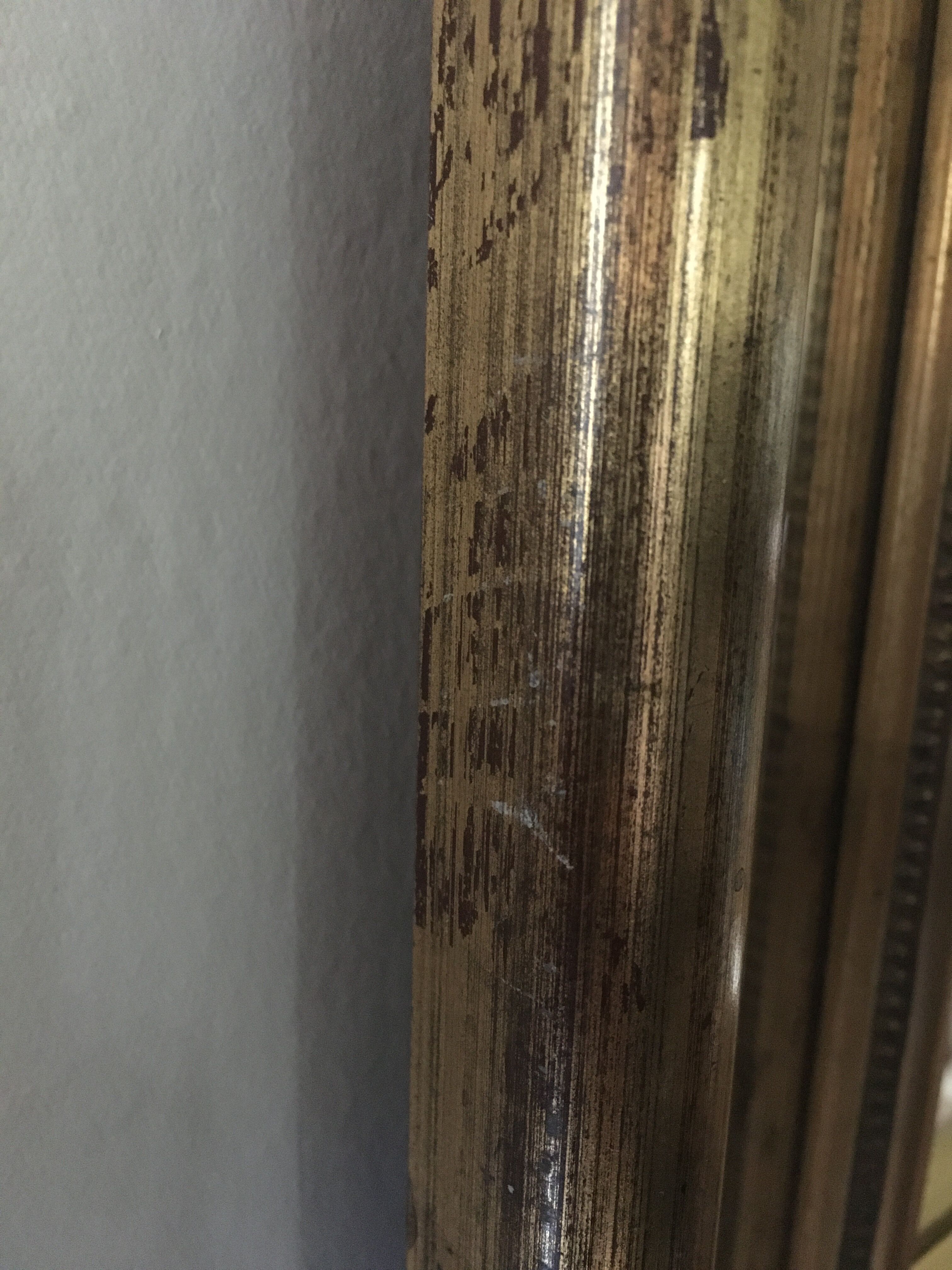 Golden mirror with 68 x 54 cm