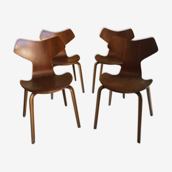 Grand Prix chairs Arne Jacobsen