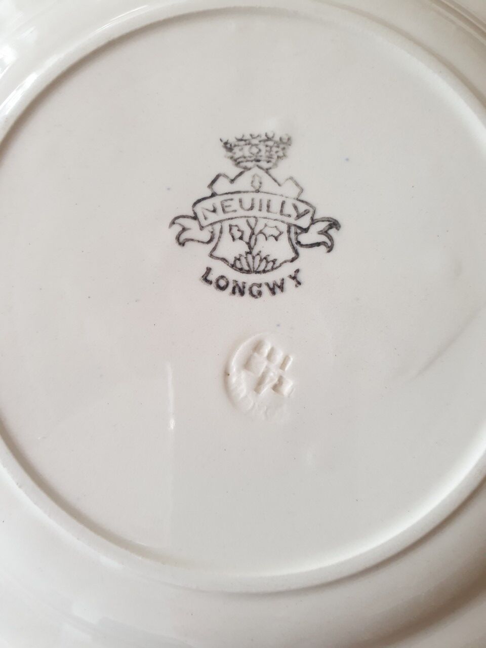 Longwy antique plates