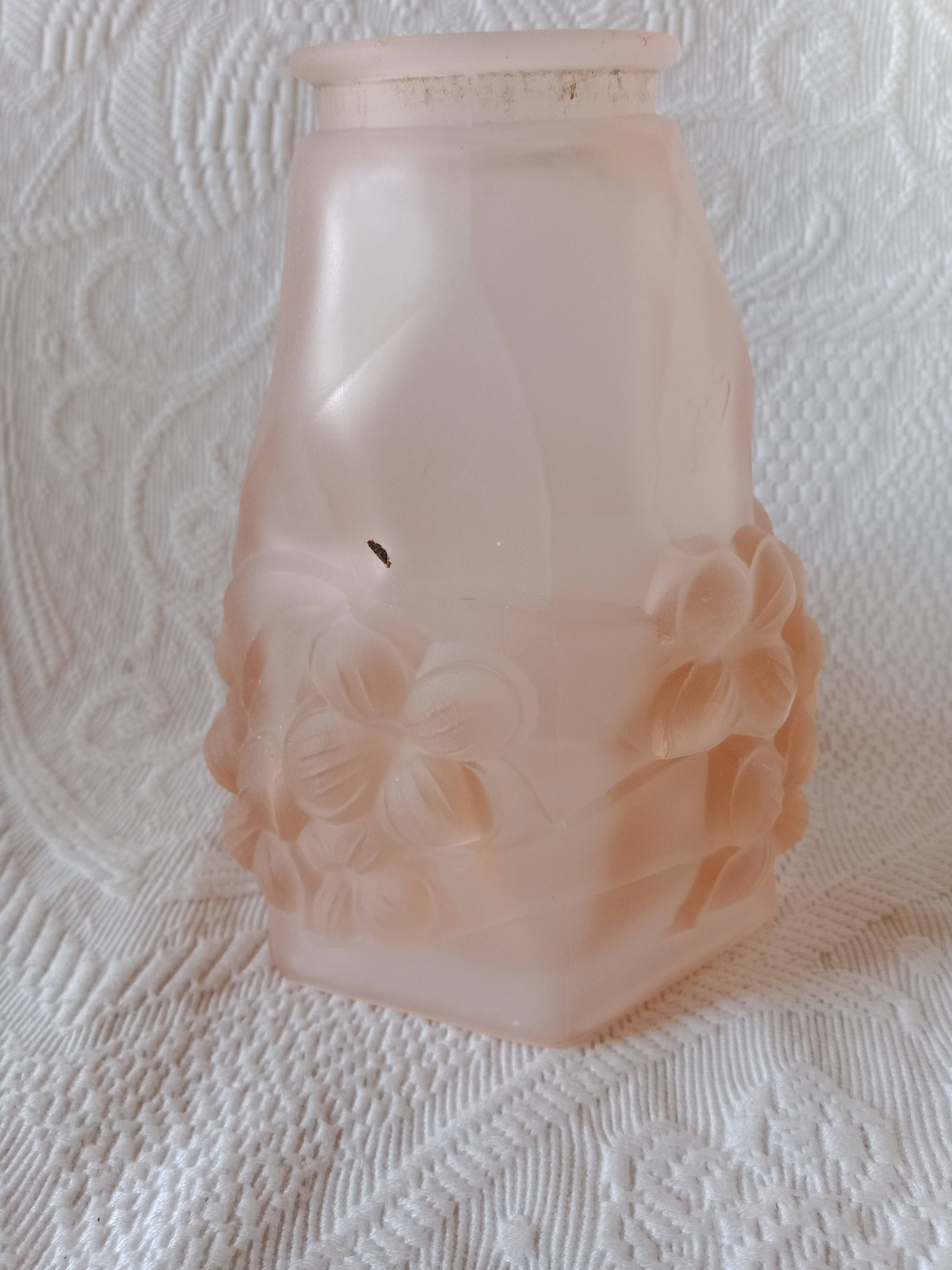 Signed ros - pink glass tulip with octagonal bell flowers - thick molded glass