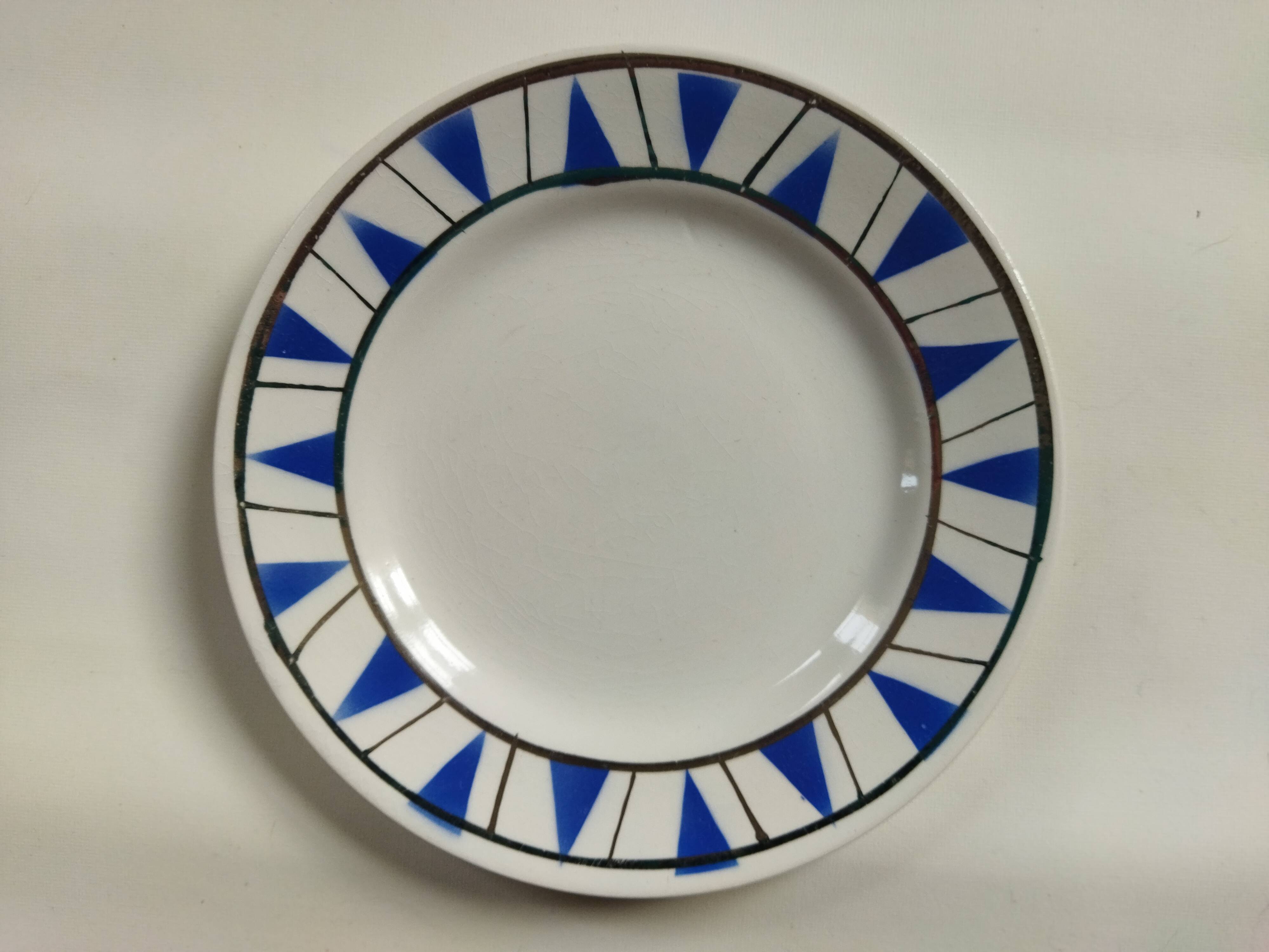 9 dessert plates Hamage & Moulin des Loups, Etoile bleu model