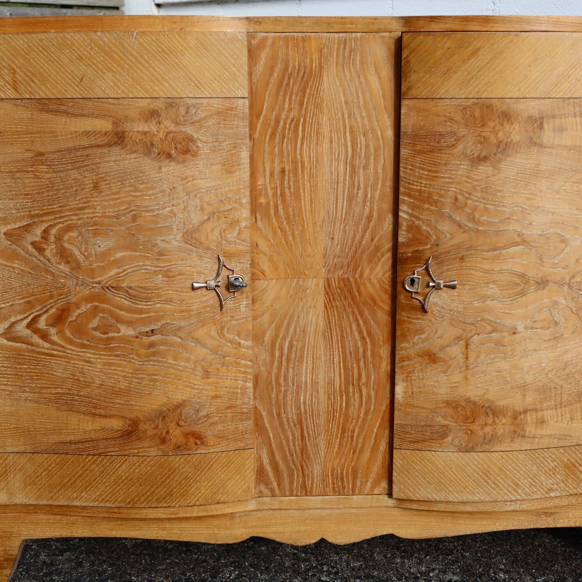 French Art Deco Sideboard - Antique Sideboard in Gilded Walnut Marquetry - 1930s