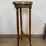 Napoleon III tripod stand