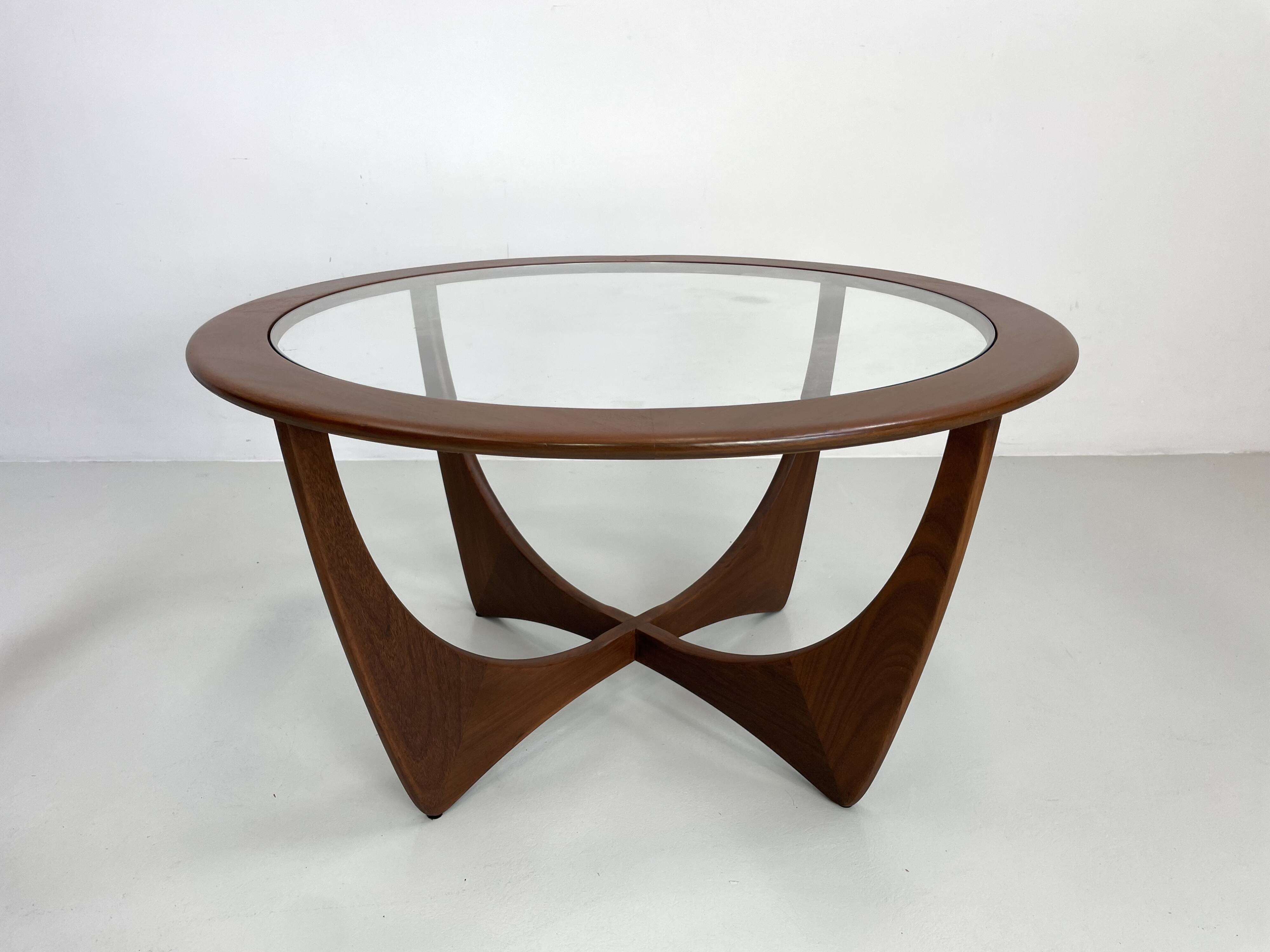 Teak coffee table from the 1960s by G-Plan design by V.Wilkins