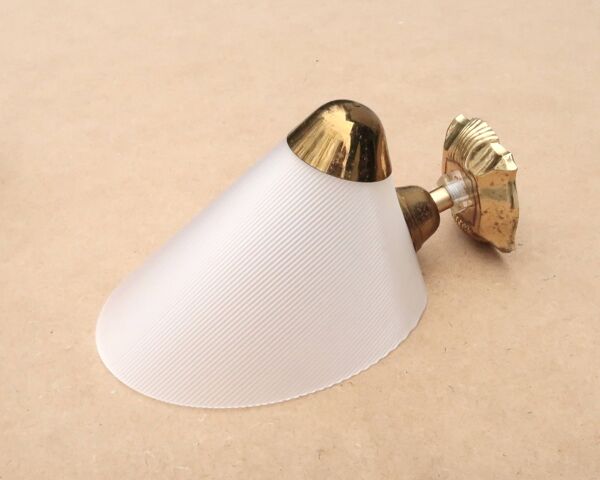 Paire d'appliques blanches et dorées, années 50